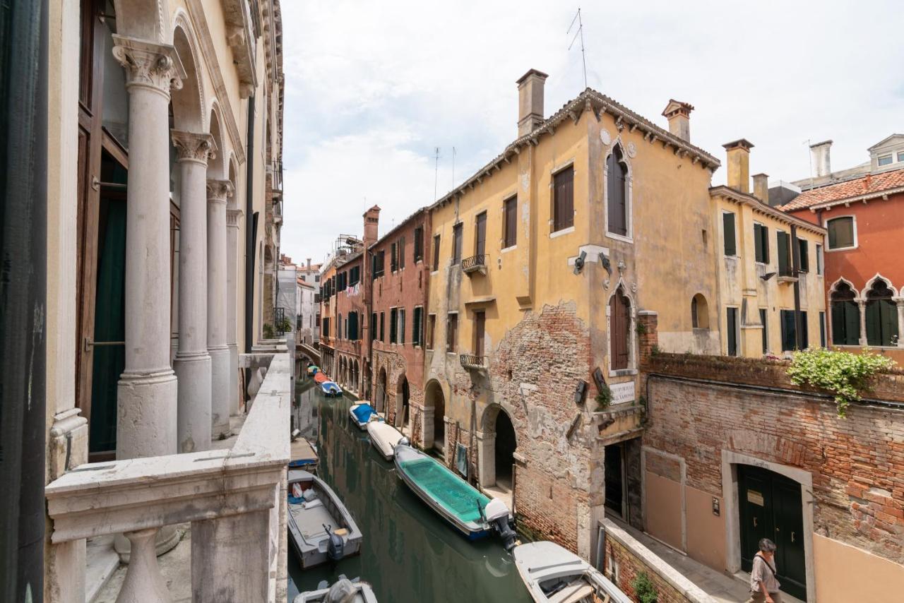 Venice Luxury Apartments Exterior photo
